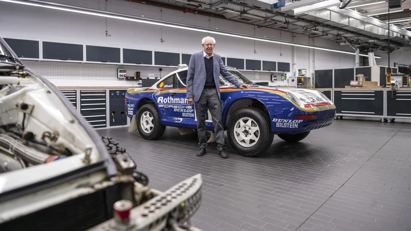 Porsche despide a Peter Falk, figura clave de sus mayores éxitos en el automovilismo