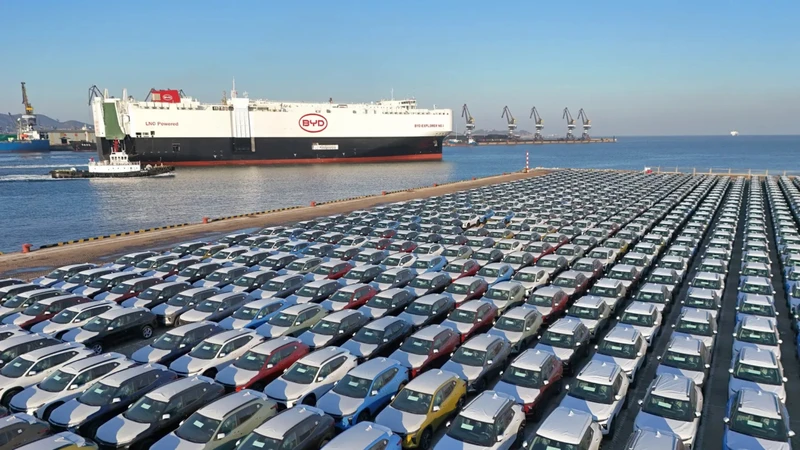 La avalancha de autos chinos en Brasil pone en jaque su industria: ¿México está listo?