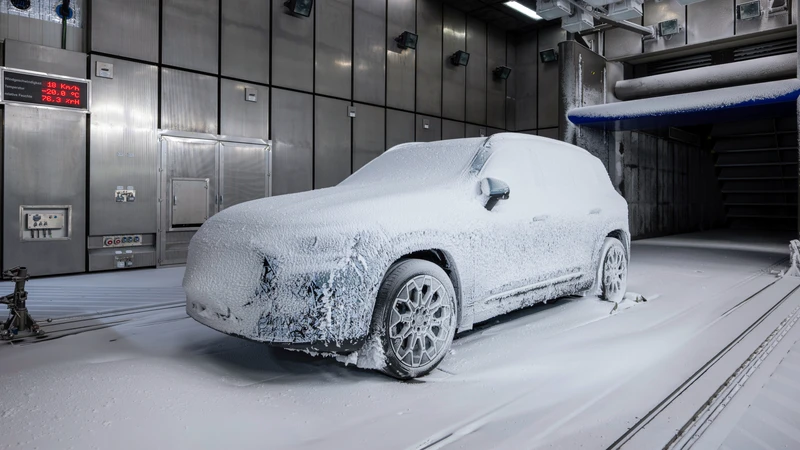 GLB 2026: el Mercedes-Benz que desafía temperaturas extremas