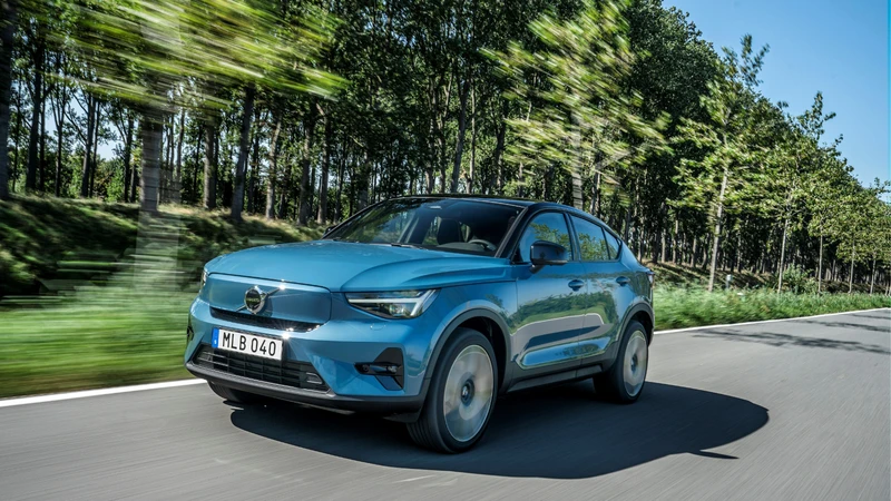 Volvo lanza el C40 y se convierte en la primera marca 100% electrificada en Chile