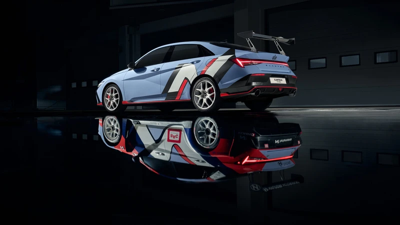 Hyundai Elantra N TCR Edition, un sedán para todo uso