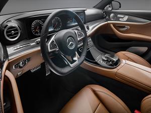 Mercedes-Benz Clase E 2017, primeras imágenes del interior 