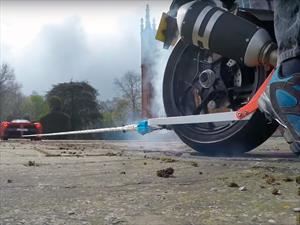 Video: Una cinchada entre una LaFerrari y una KTM Super Duke