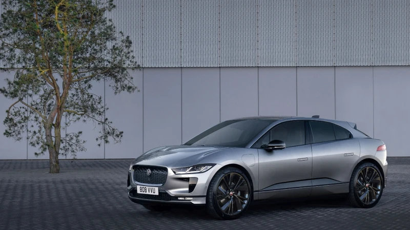 Jaguar Land Rover anuncia su compromiso medioambiental para 2030