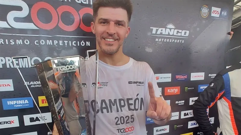 Matías Rossi campeón del TC2000 2025 con un Corolla Cross