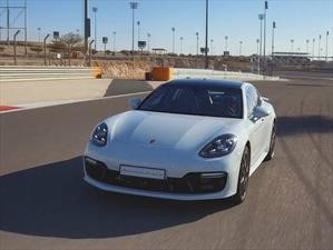 Video: Porsche Panamera Turbo S E-Hybrid, récords por doquier