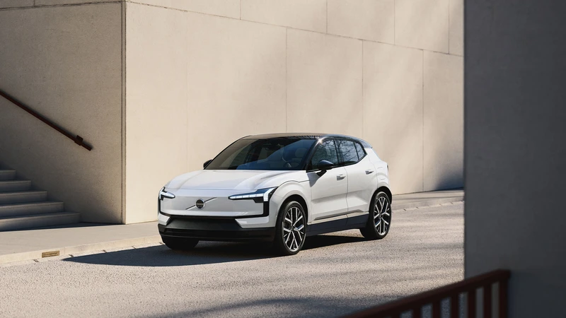 Ventas de autos eléctricos usados en Europa se disparan por alza en precios de las bencinas