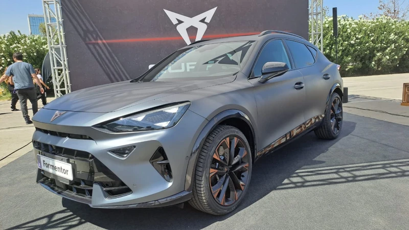 Cupra Formentor 2025 en Chile, más diseño, equipamiento y potencia para el SUV español