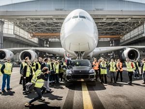 Porsche y Air France, unidos por un récord Guiness