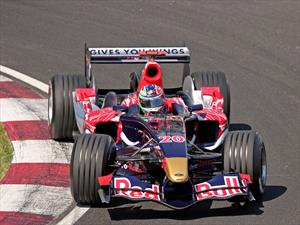 Este video conmemorativo muestra la evolución de la Scuderia Toro Rosso