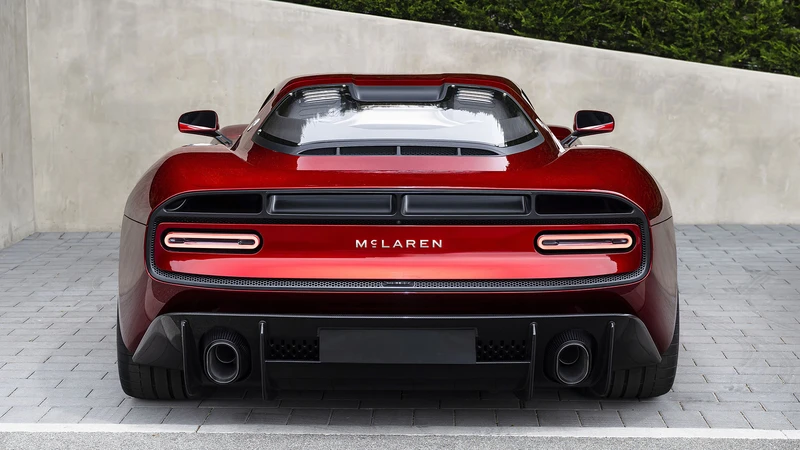 McLaren mira al pasado para su nuevo logotipo
