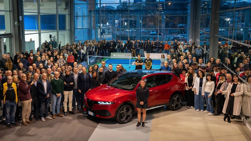Nuevo Alfa Romeo Tonale es presentado por su embajadora Jasmine Paolini