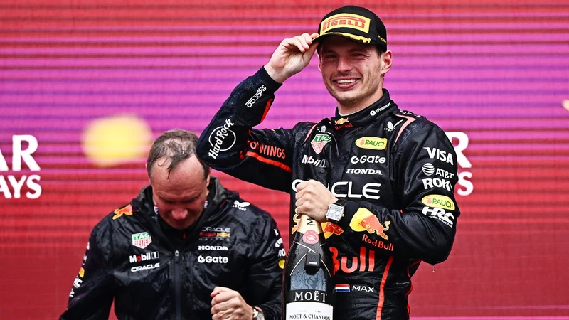 Fórmula 1 2025: Max Verstappen domina con victoria contundente en el GP de Azerbaiyán