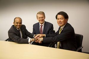 Alianza Renault–Nissan y Daimler firman acuerdo con Ford