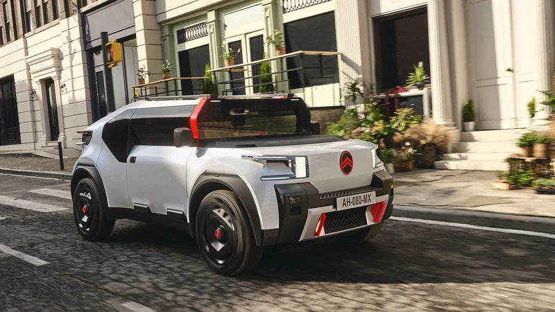 Citroën OLI, el sutil encanto de un auto que parece fabricado con Legos