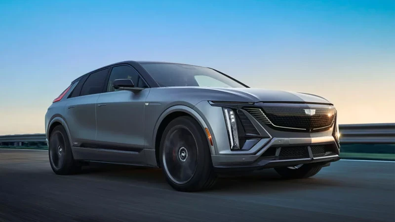 Cadillac Lyric-V 2026: el primer auto de la marca eléctrico que adopta toques deportivos