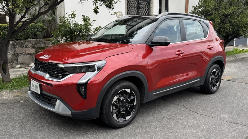 Kia Sonet 2025, un crossover urbano con mucho estilo y gran equipamiento