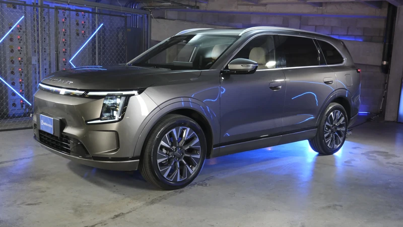 Prueba de manejo: Soueast S08 i-DM 2027, un sorprendente PHEV familiar