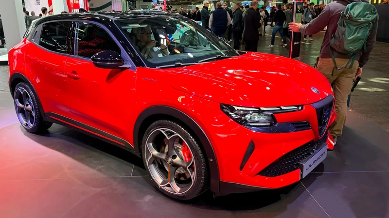 París 2024: Alfa Romeo Junior 280 Veloce, la versión más emocional