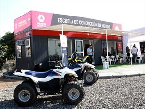 Derco lanza la primera escuela certificada de conducción en motos