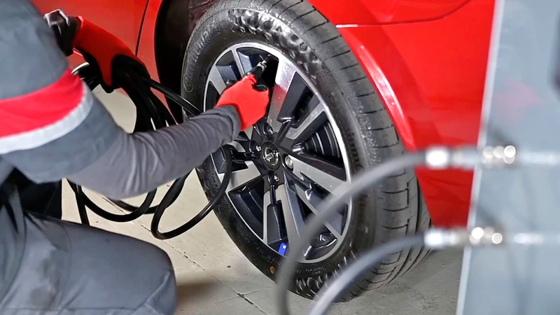 Nissan Colombia ofrece llenado de llantas con nitrógeno