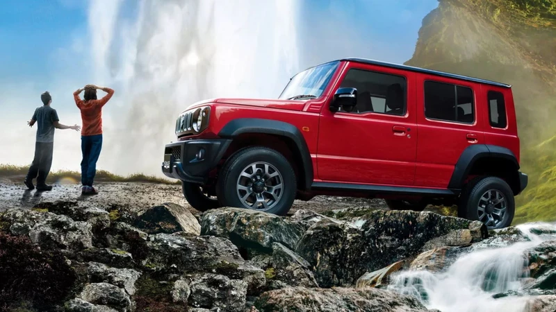 Suzuki Jimny Nomade 2025, la versión de 5 puertas se presenta en Japón