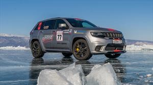 Jeep Grand Cherokee Trackhawk es el SUV más rápido sobre hielo