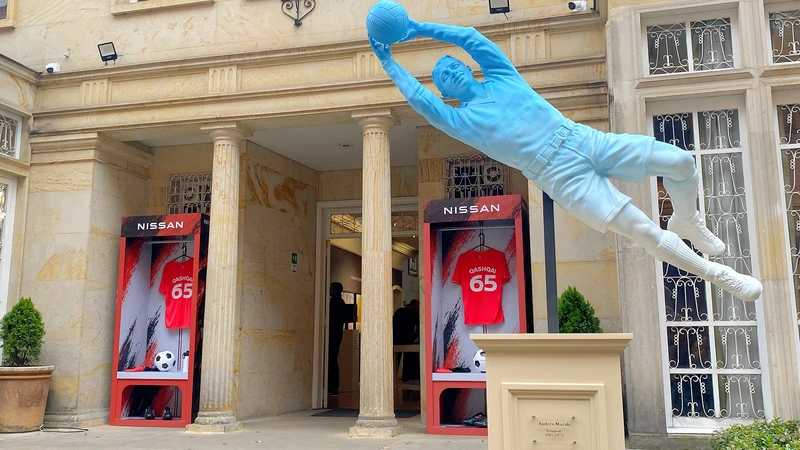Casa Estadio y Nissan Colombia impulsan una exposición sobre la historia del fútbol