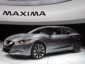 Nissan Maxima 2016, adiós al diseño conservador 