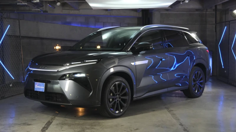 BYD Atto 8 a prueba, un poderoso crossover con aspiraciones premium