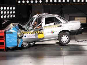 Video: El Nissan Tsuru obtiene CERO estrellas en pruebas de impacto de Latin NCAP
