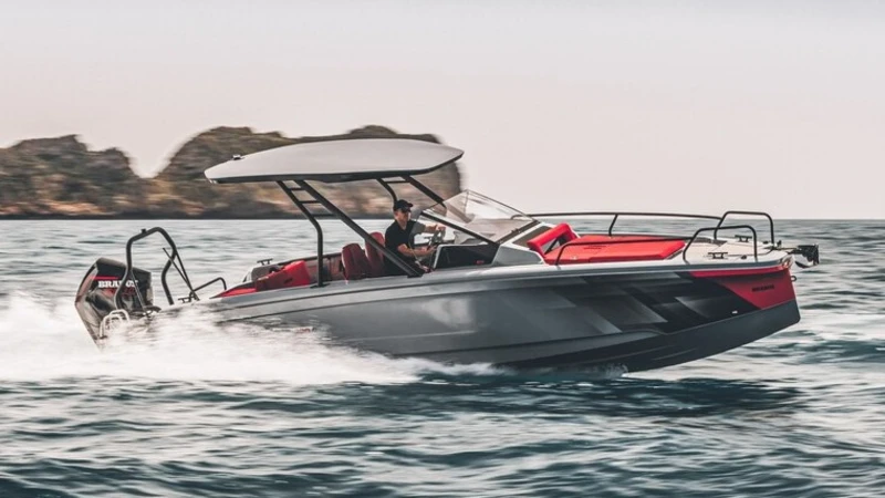Brabus Shadow 300 Edition One, un bote de alto desempeño repleto de lujo