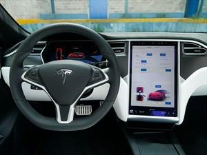 Tesla realiza importante actualización de software en sus vehículos