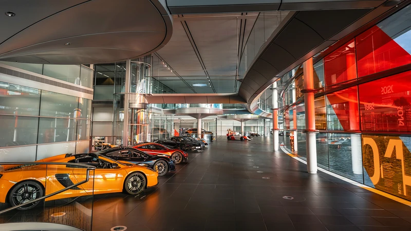 El McLaren Technology Centre celebra 20 años de existencia