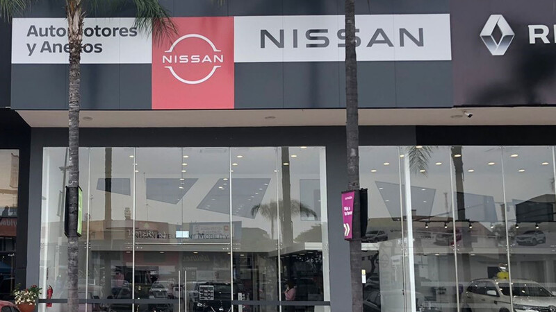 Nissan inaugura un nuevo concesionario en Samborondón
