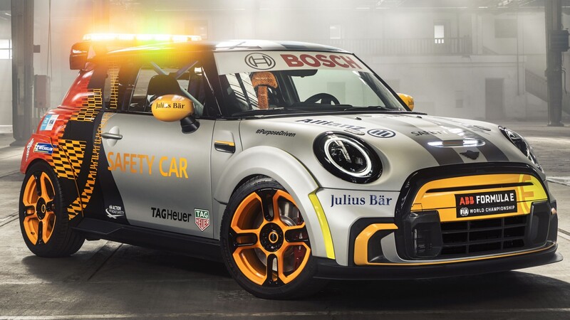 MINI Electric Pacesetter: nuevo safety car para la Fórmula E