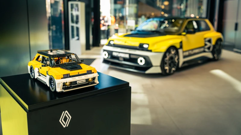 Renault R5 Turbo 3E de Lego, necesita tu voto para llegar a la producción