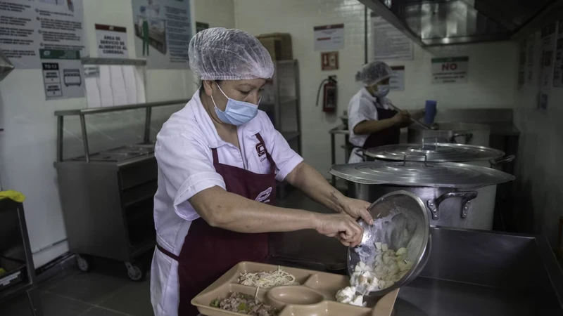 Cena navideña de “El Torito” en CDMX: Conoce el menú para este 2025