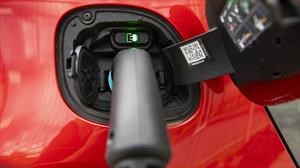 Bosch alarga la vida útil de las baterías de los autos eléctricos