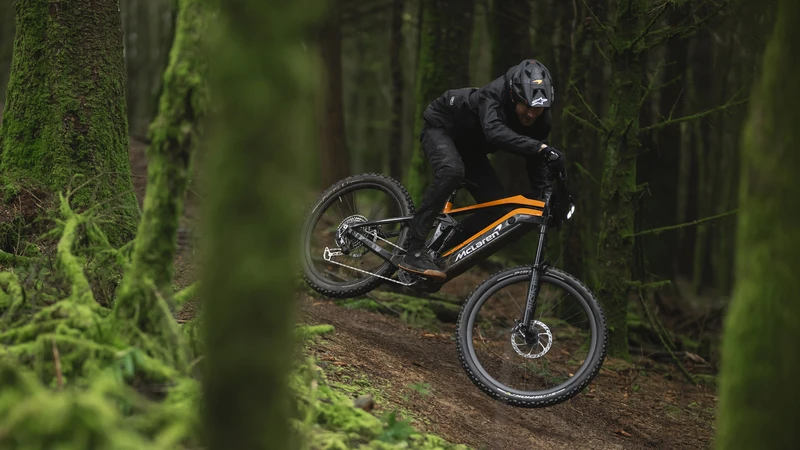 McLaren e-bikes, la bici ideal para salir al bosque