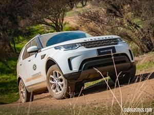 Land Rover Discovery añade versión con motor de 2L