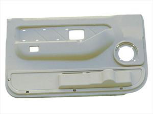 ¿Cómo se fabrican los plásticos para los autos?