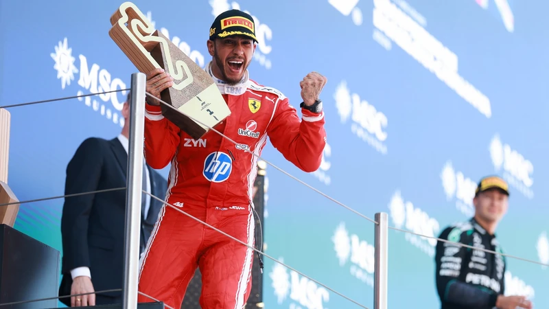 Fórmula 1 2026: Hamilton rompe la sequía y triunfa por primera vez con Ferrari
