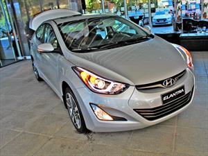 Nuevo Hyundai Elantra FL 2014: Ya está en Chile