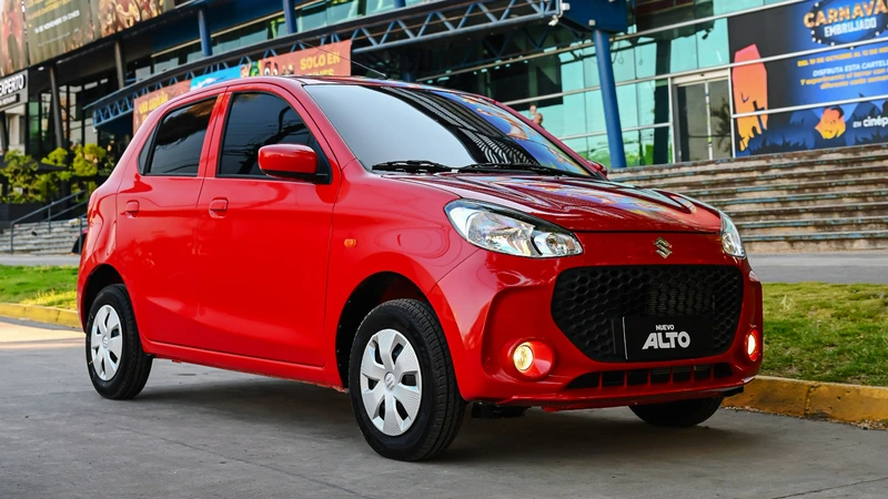 Suzuki Alto 2026, ahora con 6 airbags en Chile