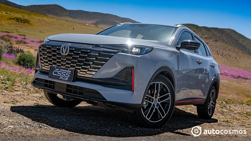 Changan CS55 Plus 2023 en Chile, el hermano "familiar" del UNI-T