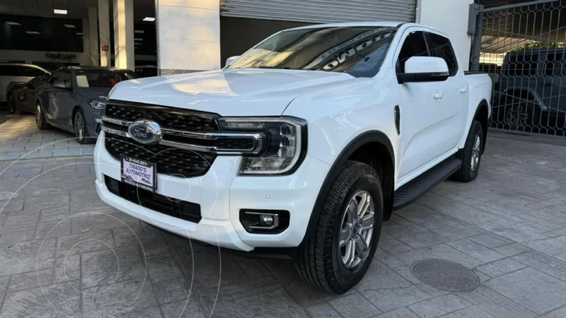 Caen ventas de autos nuevos y seminuevos durante el primer trimestre de 2026