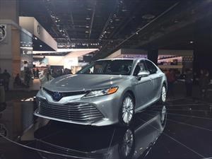 Toyota Camry 2018, el auto más vendido de Estados Unidos se renueva