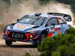 2018 WRC: Neuville consolida a Hyundai en Cerdeña