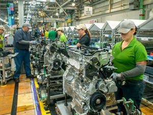 Toyota invierte $373 millones de dólares para la producción de sistemas híbridos en Estados Unidos 